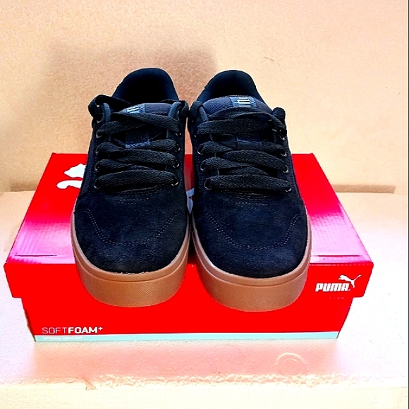 Puma - Picture 2 of 4